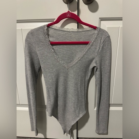 American Eagle Outfitters Tops - American eagle bodysuit
